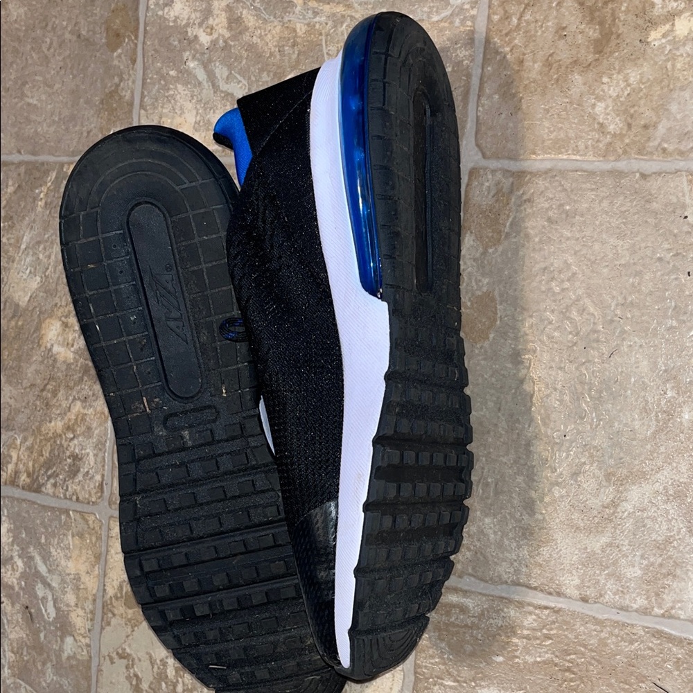 Avia Men's Black and Blue Athletic Shoes - Picture 4 of 8